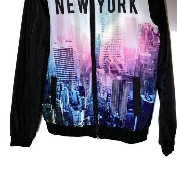 Forever 21 Girls NYC Graphic Bomber Jacket Size 13/14 - Picture 3 of 8